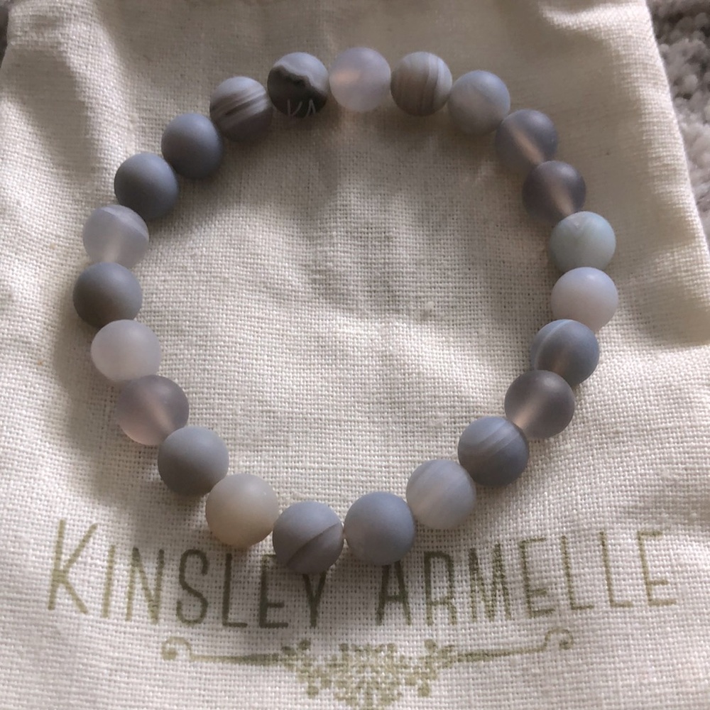 Kinsley Armelle Stretch Round Stone Bracelet